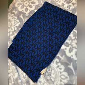 Blue/black Michael Kors scarve